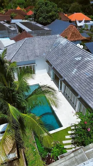 Gracie Casa Villa Uluwatu